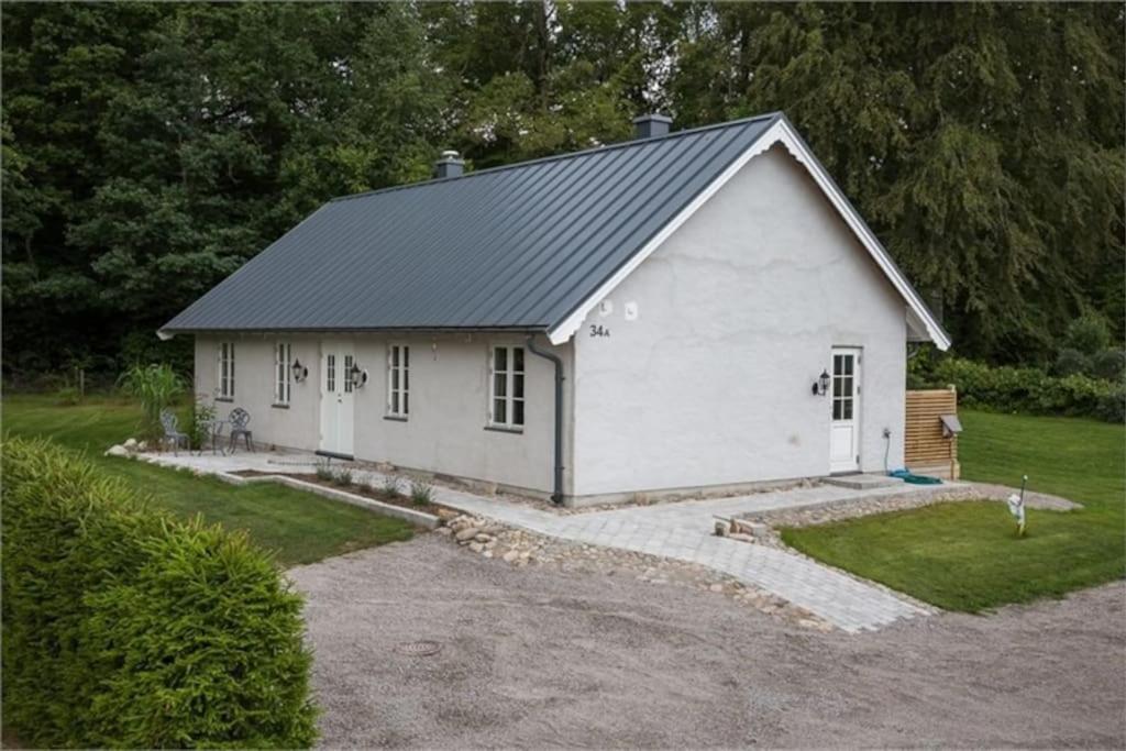 Beautiful And Cosy House Near The Lake Olofstrom Exterior photo